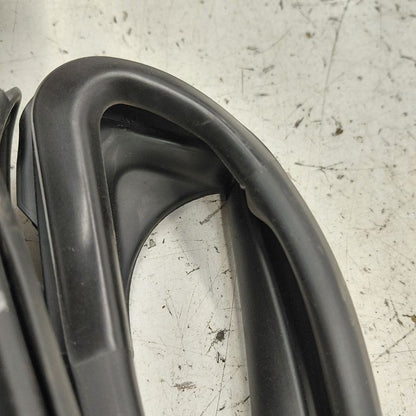 Mitsubishi Mirage Door Glass Window Seal Rubber Right Passenger Front 