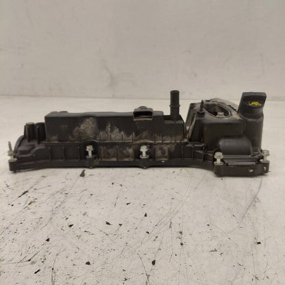 Ford Edge Driver Front Engine Cylinder Head Valve Cover  2019 2020 202