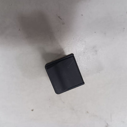 Nissan LEAF USB Plug In Hub Port  2013 2014 2015 2016 2017