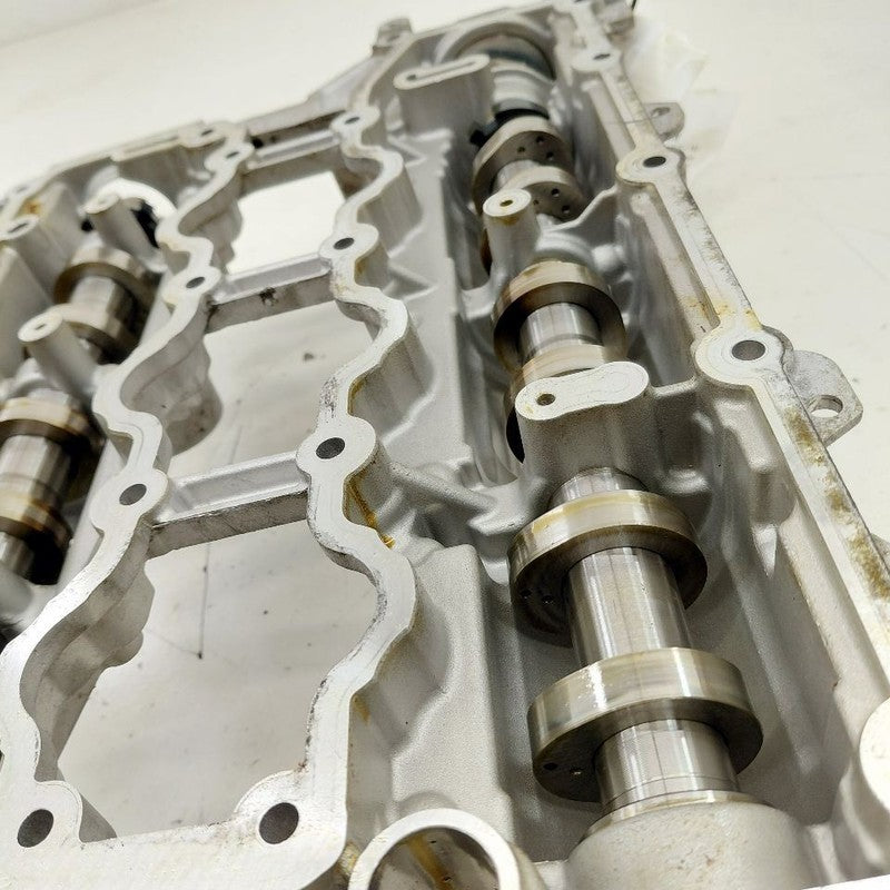 Ford Escape Engine Cylinder Head Valve Cover  1.5 2022 2023 2024