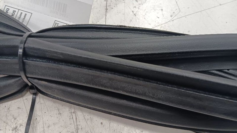 Acura RDX On Door Seal Rubber Right Passenger Front  2016 2017 2018