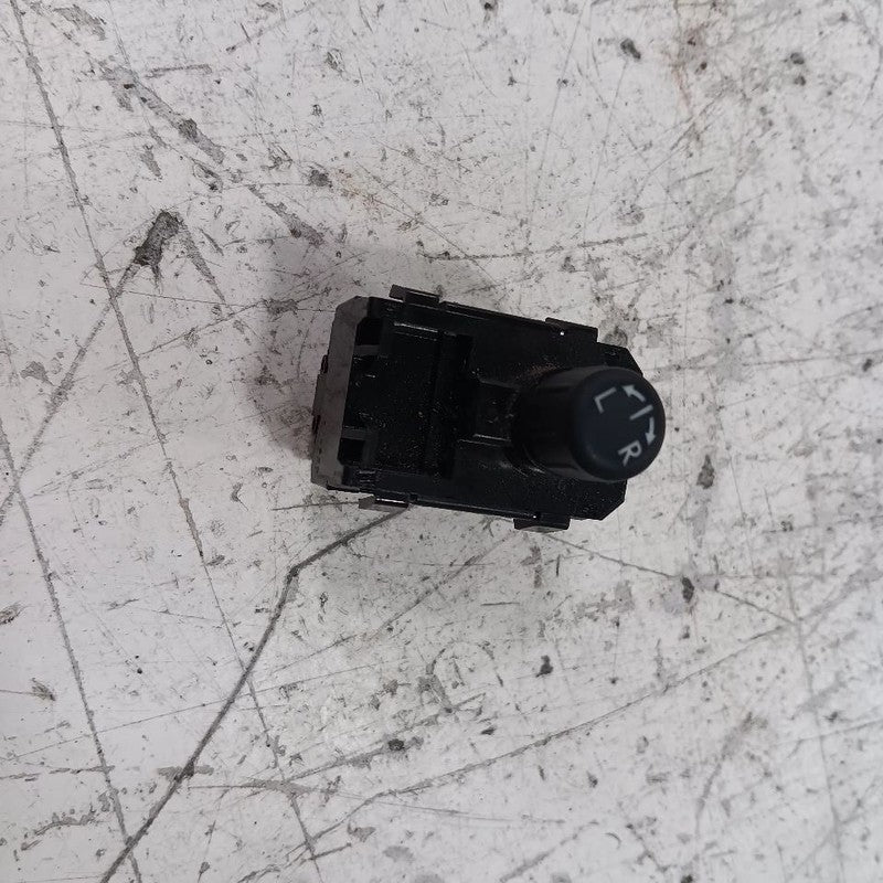 83061AL01A Driver's Left Front Door Mirror Switch Fits 15-19 Subaru Legacy