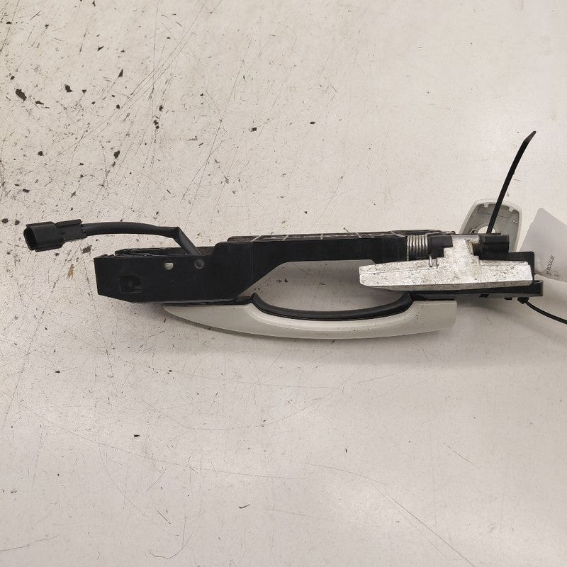 Driver Left Front Door Handle Exterior US Built Fits 21-25 Nissan Rogu