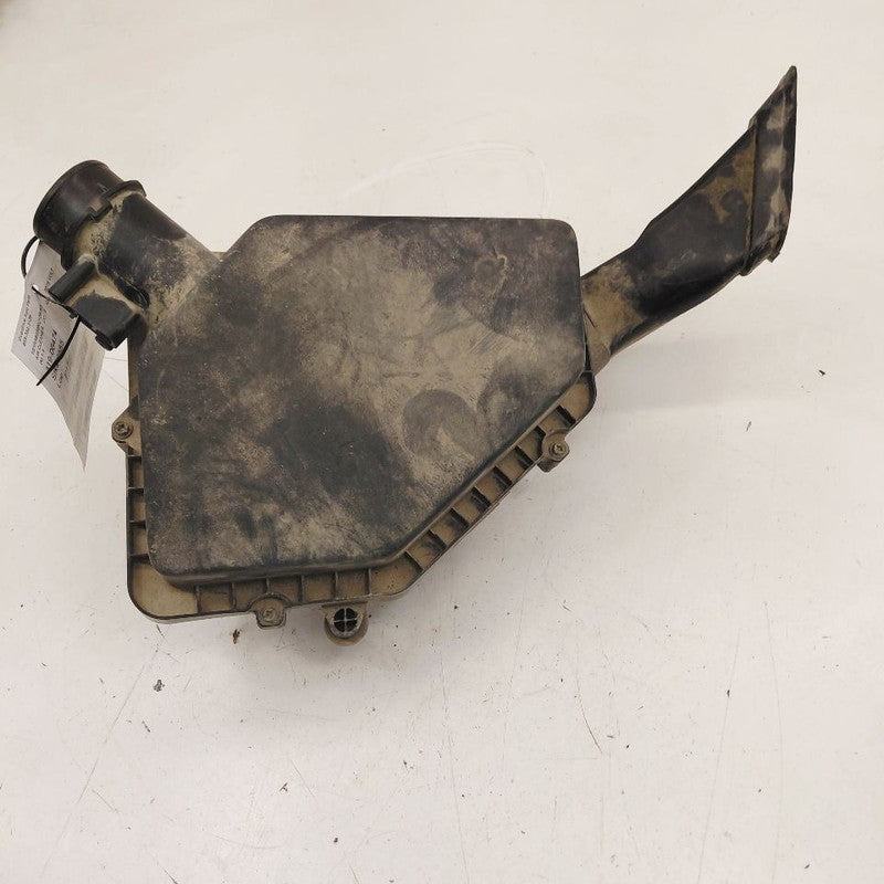 Air Cleaner Filter Box Fits 16-19 Chevy Volt OEM
