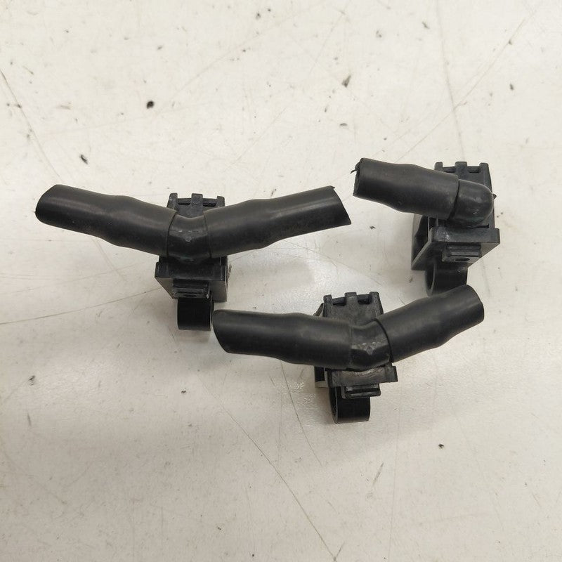 Volvo S60 Windshield Wiper Washer Fluid Hood Sprayer Nozzles  2018 201