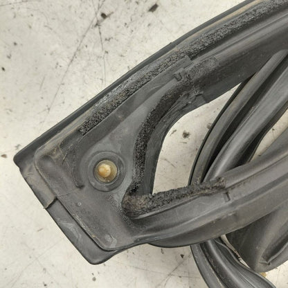 Chevy Trax On Door Seal Rubber Right Passenger Front  2022 2021