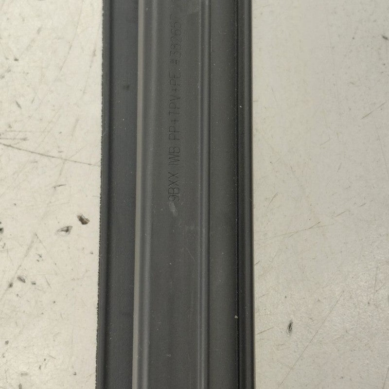 Buick Encore GX Right Rear Weather Strip Interior  2022 2023 2024 2025