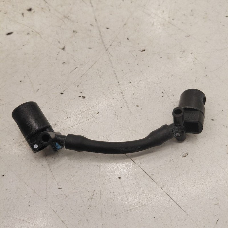 Chevy Trax Windshield Wiper Washer Fluid Hood Sprayer Nozzles  2022 20
