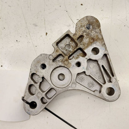 Chevy Trailblazer Driver Left Side Engine Bracket  1.3 2023 2022 2021