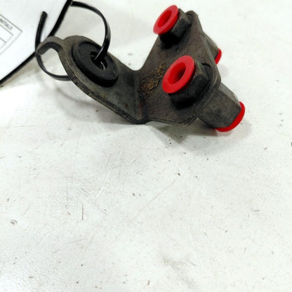 Hyundai Sonata Brake Line Proportioning Valve Junction Splitter  2017 