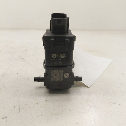 Hyundai Kona Windshield Washer Wash Fluid Reservoir Motor Pump Electri