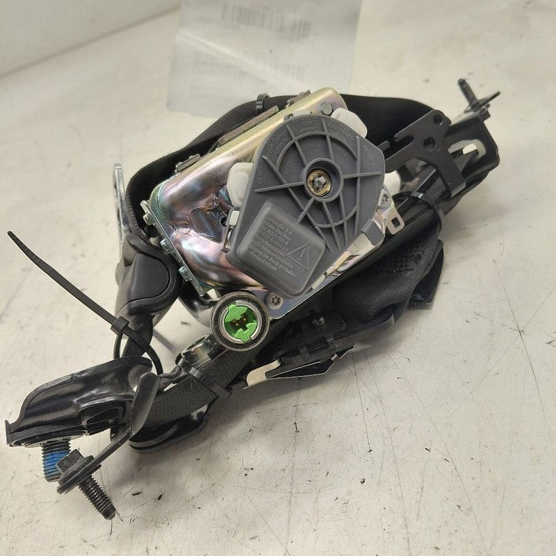 Seat Belt Front Driver Retractor Fits 14-18 VOLVO S60