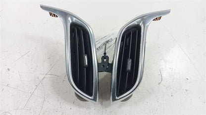 Chevrolet Equinox Dash Air Vent Center Middle 2018 2019 OEM
