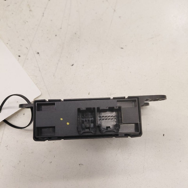 Chrysler 300 Telematics Network Gateway Control Module {068293147AC} 2
