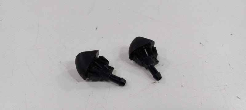 Subaru Legacy Windshield Wiper Washer Fluid Hood Sprayer Nozzles 2015 