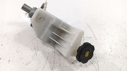 Brake Master Cylinder Fits 18-19 EQUINOX OEM