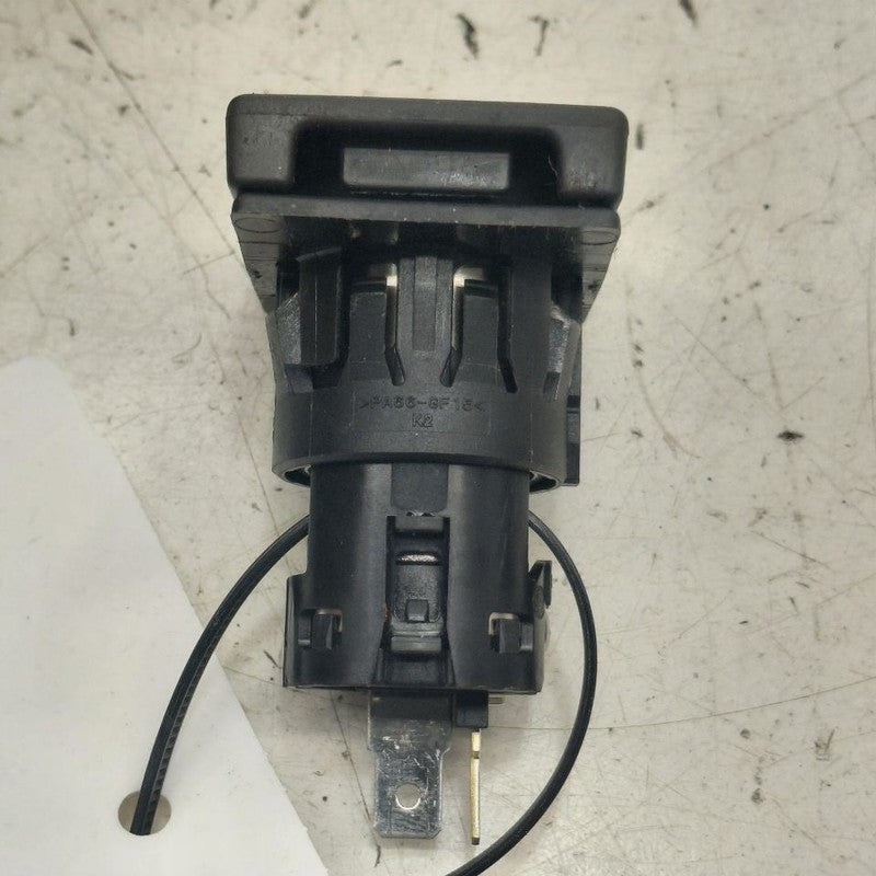 Honda CR-V 12V Power Port Socket  2019 2018 2017