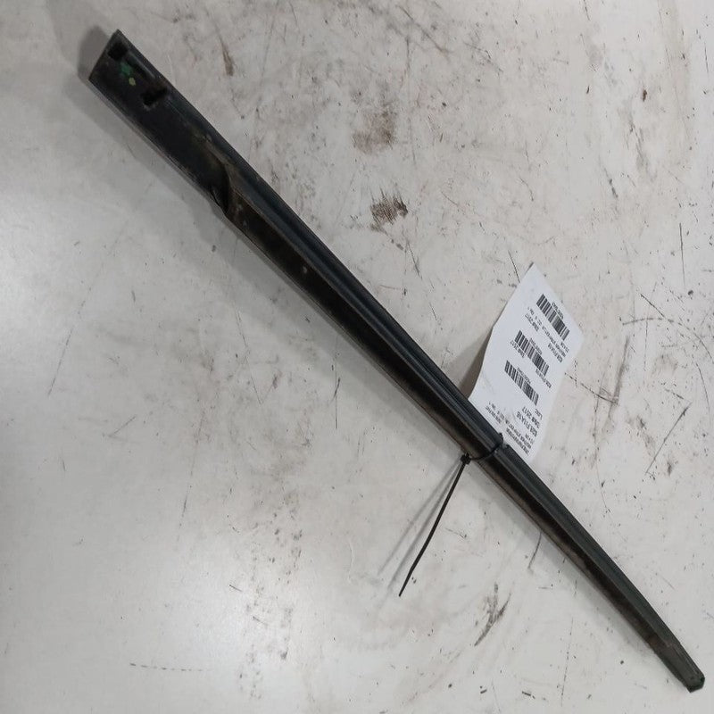 FIAT 500 Door Glass Window Weather Strip Trim Rear Left Back  2017 201