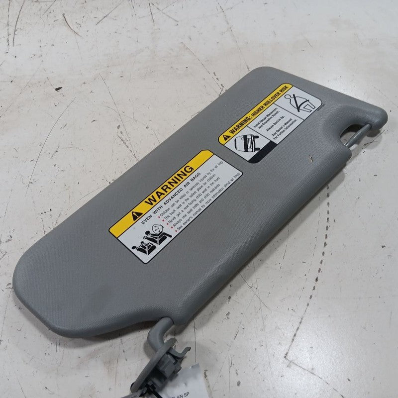 Driver Left Sun Visor Shade Without Illumination 20 Mitsubishi Outland