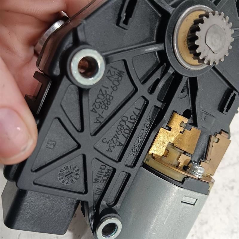 Hyundai Veloster Electric Power Sun Moon Roof Glass Blind Motor  2012 2013 2014 