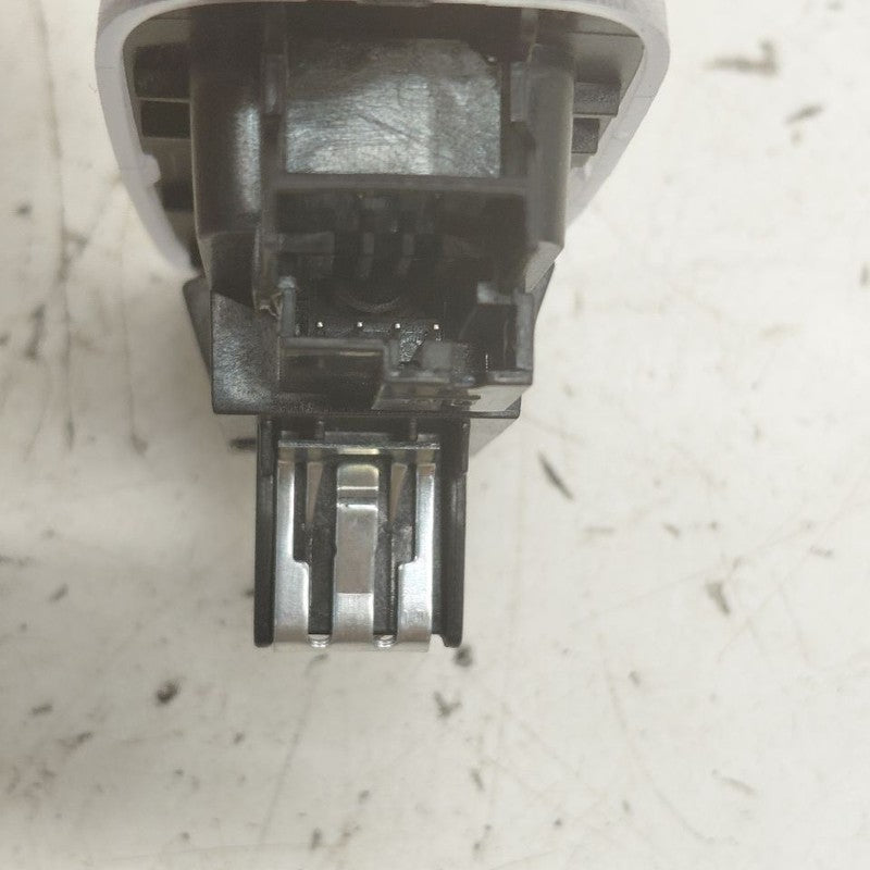 Chevy Equinox Dome Light Roof Lamp  2024 2023 2022
