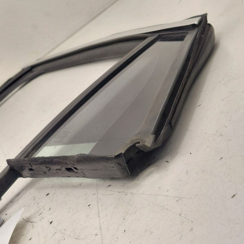 Left Rear Door Vent Glass Window Fits 16-19 Chevy Volt