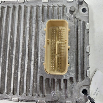 Engine ECM Electronic Control Module 3.6L Fits 18-19 Chrysler 300 OEM