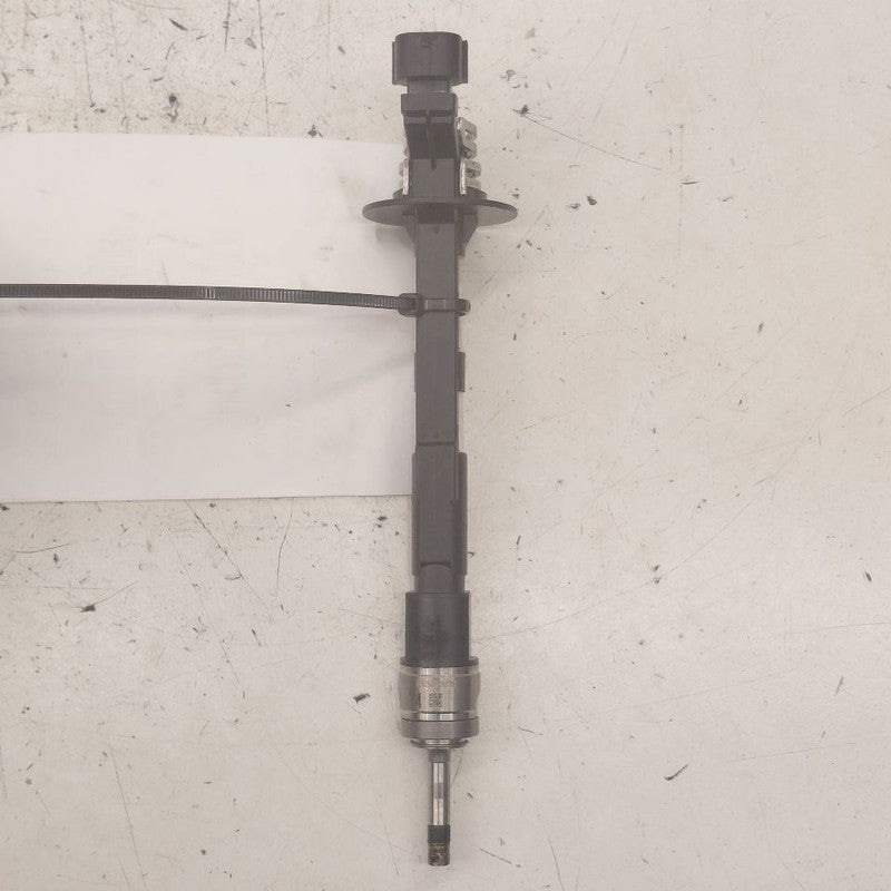 Lower Fuel Injection Injector Marked 4 Fits 22-25 Lexus NX350