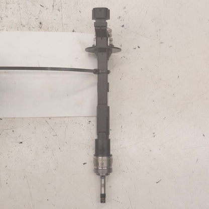 Lower Fuel Injection Injector Marked 4 Fits 22-25 Lexus NX350