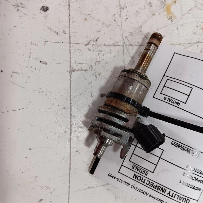 Lower Fuel Injection Injector Fits 13-20 Subaru BRZ OEM
