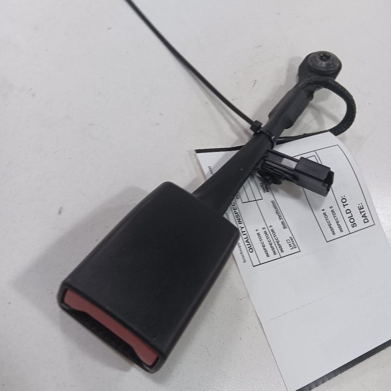 Driver Left Front Seat Belt Buckle Latch Fits 21-22 Buick Encore