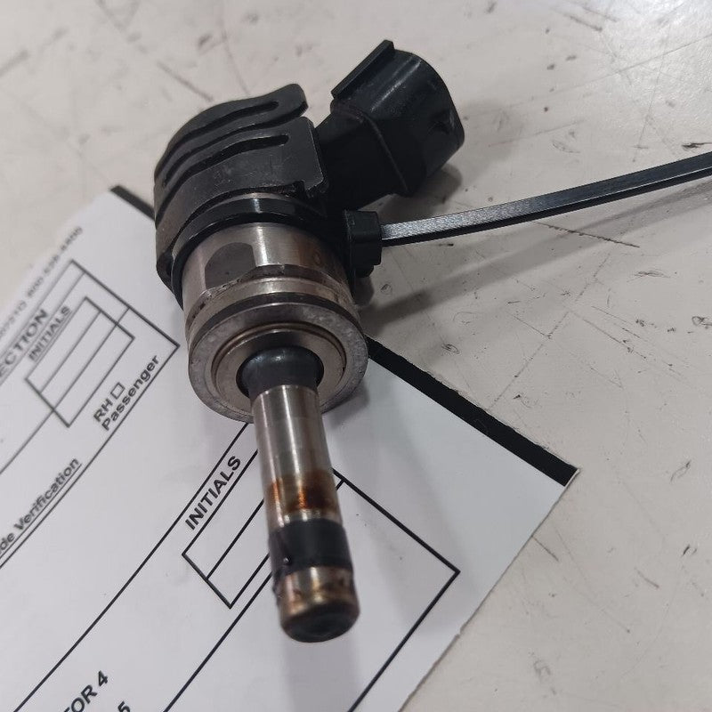 232092401006 Lower Fuel Injection Injector Hatchback M20AFKS Fits 19-23 Toyota Corolla