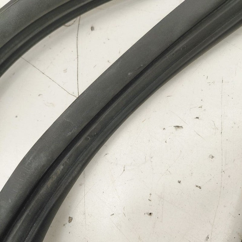 Ford Ecosport Trunk Lid Hatch Door Rear Back Rubber Seal  2020 2021 20