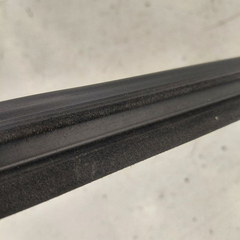 Mitsubishi Outlander   Door Glass Window Weather Strip Rear Right Pass