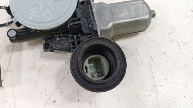 8572052150 Passenger Right Power Window Motor Rear Prius C VIN B3 Fits 12-19 PRIUS