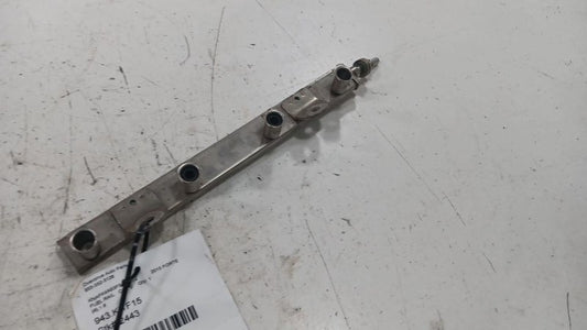 Kia Forte Fuel Rail Injection Injector Mount Bar  2014 2015 2016 2017 2018