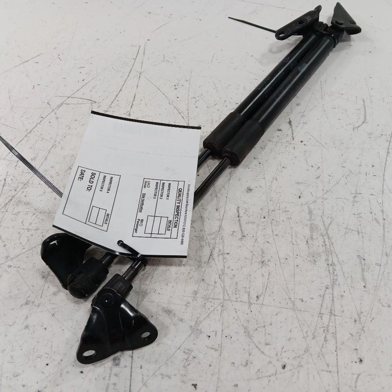 Nissan LEAF Hatchback Hatch Back Trunk Lid Shock Strut Support  2013 2