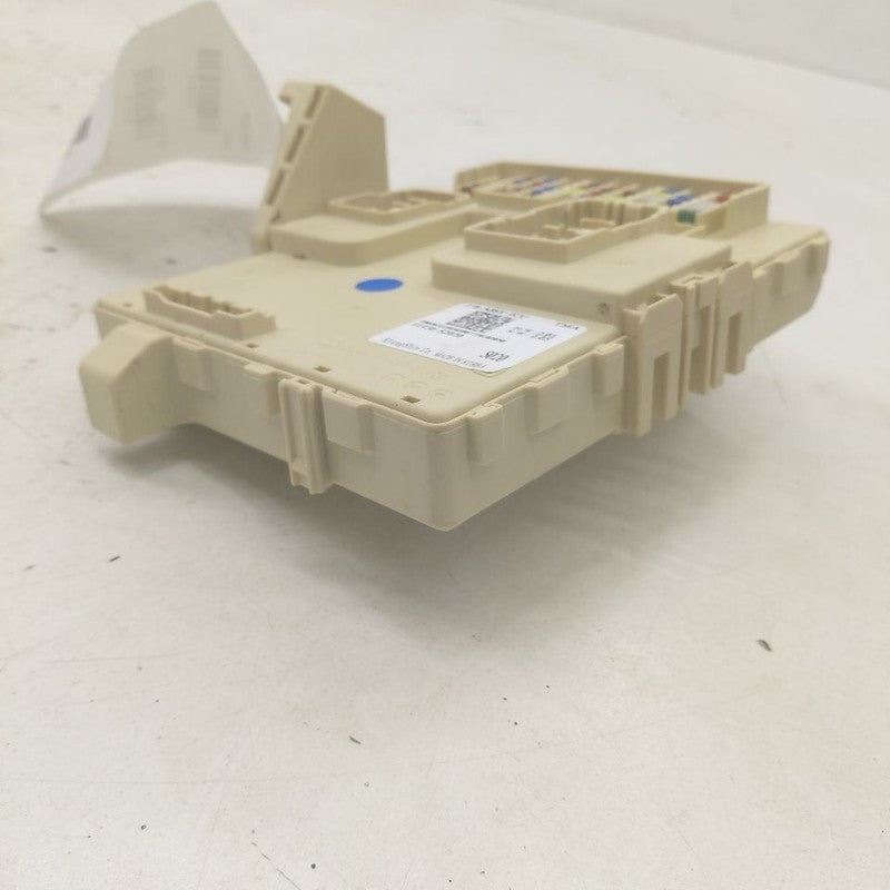 Hyundai Santa Fe Cabin Fuse Box Interior Inner Under Dash  2019 2020