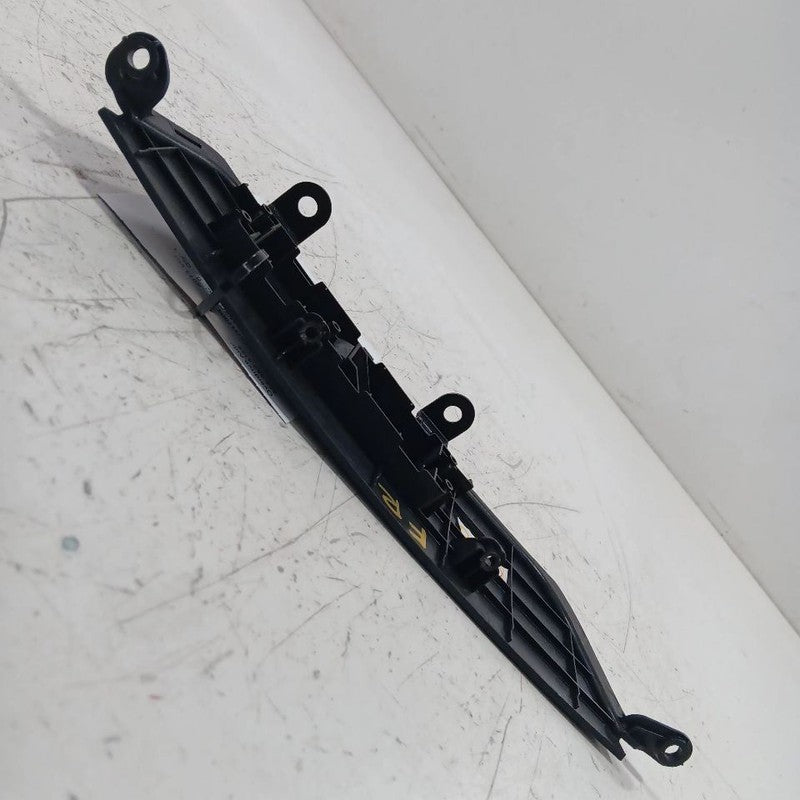 Hyundai Veloster Passenger Right Front Door Switch Bezel 2012 2013 201