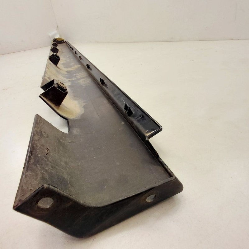 Chrysler 300 Rocker Panel Trim Cover Molding Skirt Right Passenger Sid