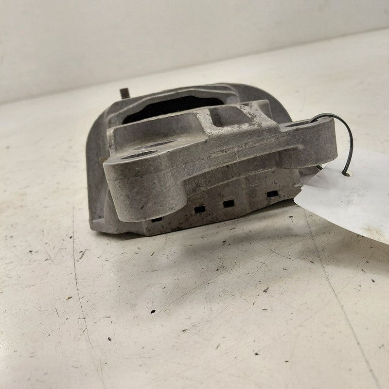 Fiat 500 X Model   Engine Motor Mount Left Driver  2.4 2016 2017
