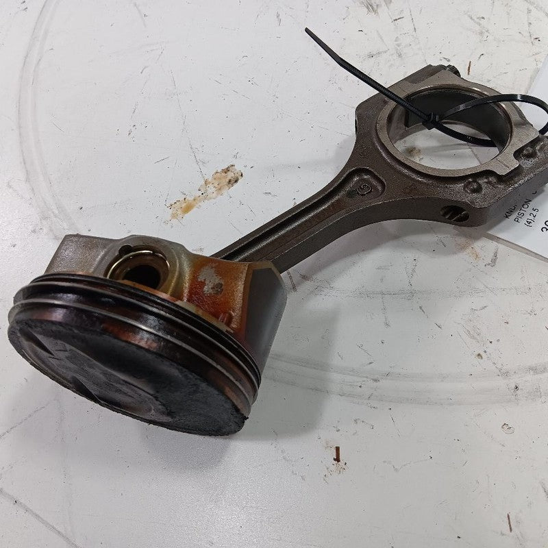 Kia Sportage 2.4 Single Piston With Connecting Rod   2022 2021 2020 2019 2018