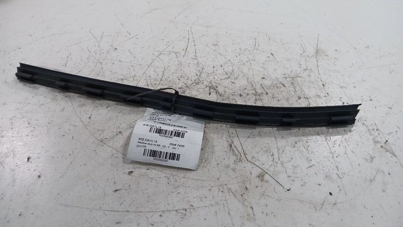 Nissan Maxima Right Rear Weather Strip Interior  2018 2019 2020