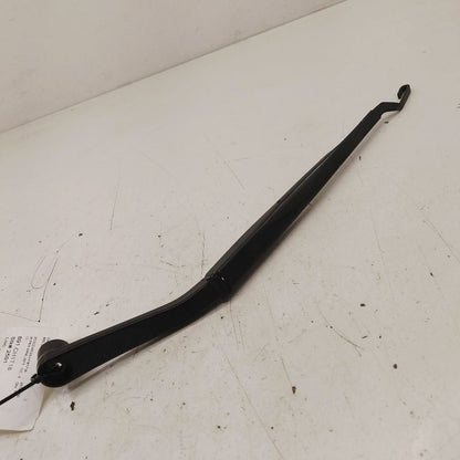 Chrysler 300 Windshield Wiper Arm Left Driver  2017 2018 2019