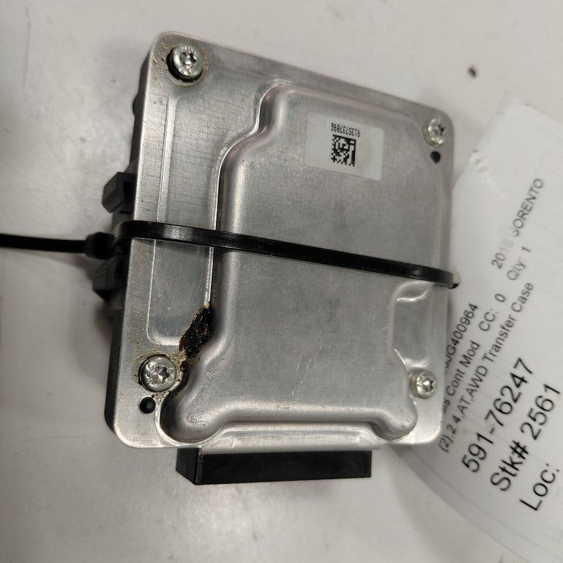 Transfer Case Control Module Fits 16-18 Kia Sorento OEM