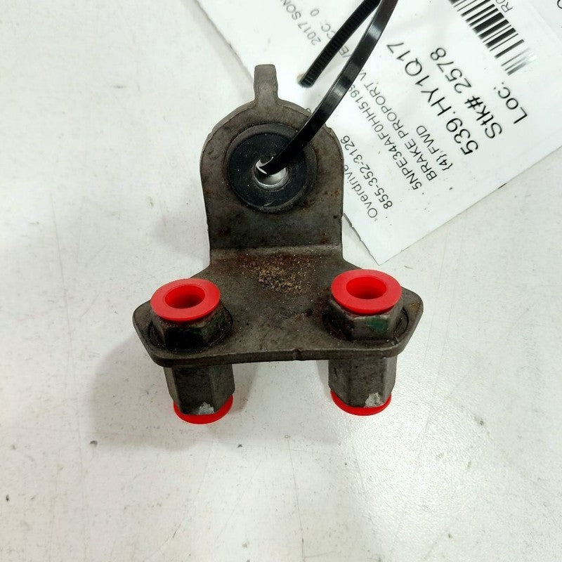 Hyundai Sonata Brake Line Proportioning Valve Junction Splitter  2017 