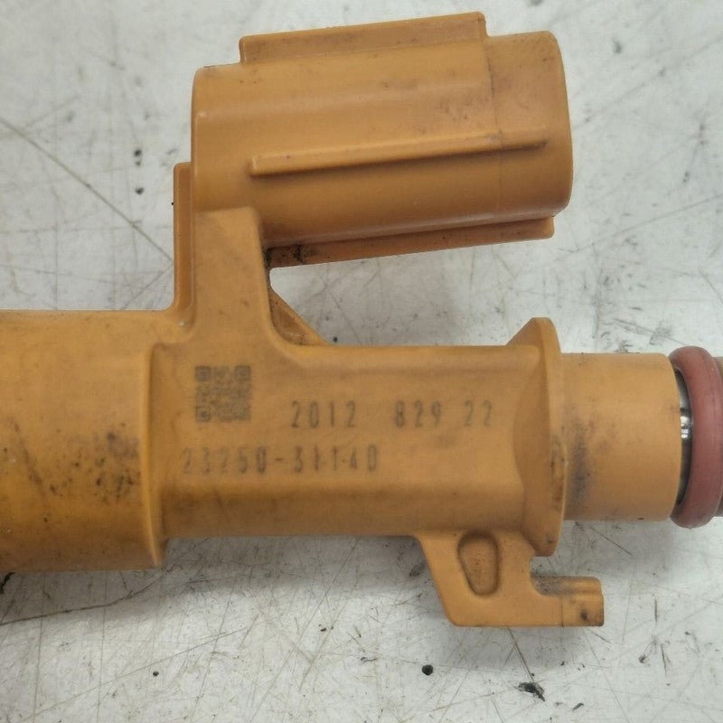 Upper Fuel Injection Injector Fits 18-21 Lexus NX300