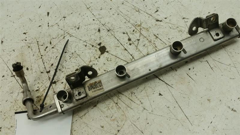 Chevy Malibu Fuel Rail Injection Injector Mount Bar 2008 2009 2010 2011 2012