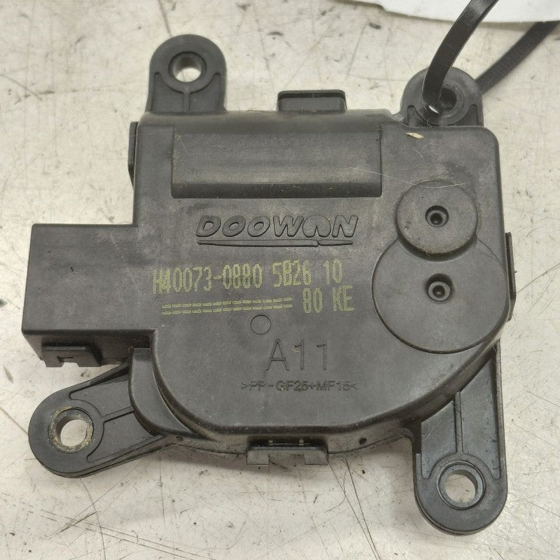 Hyundai Veloster Flap Door Motor Heater AC Door Actuator  2017 2016 20
