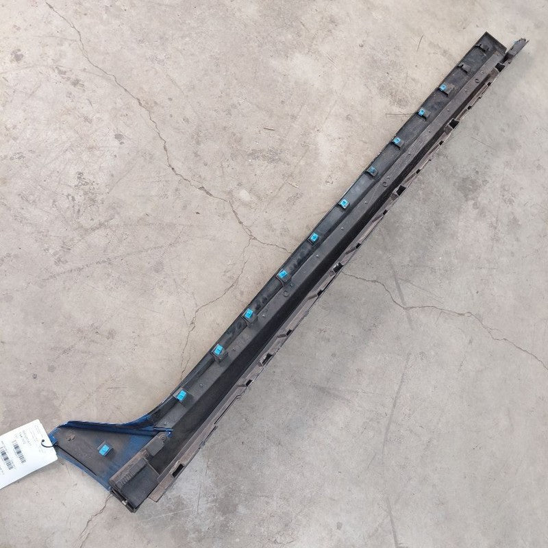Chevy Volt Rocker Panel Trim Cover Molding Skirt Left Drivers  2016 20